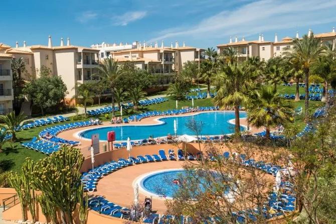 Hotel familiar con parque acuático en Portugal